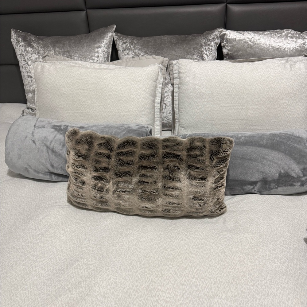 donna salyers' fabulous-furs throw pillow